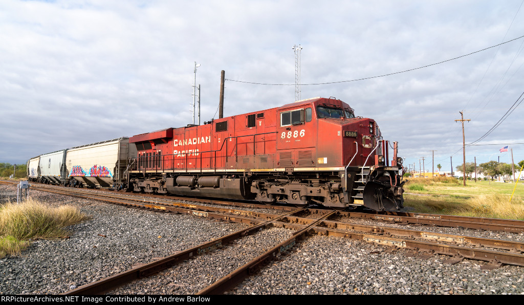 CP 8886 Crossing Tower 197